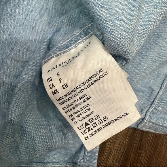 American eagle chambray button down - Picture 4 of 6